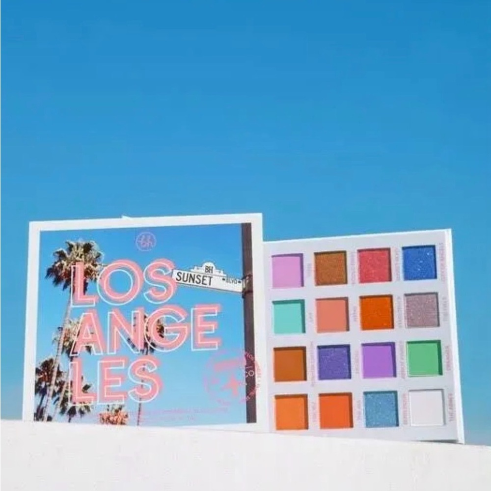 Lost in Los Angeles Eyeshadow Palette 16 colors